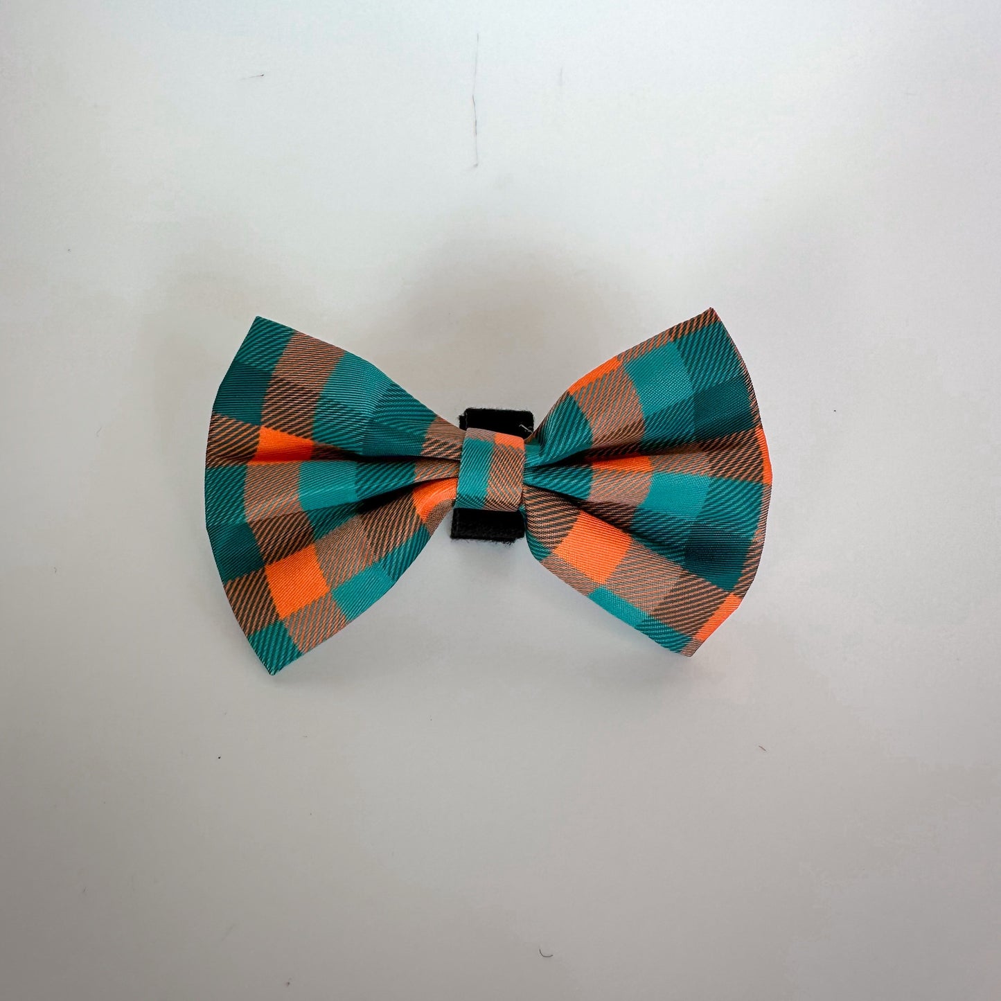 Barking Plaid | Bow